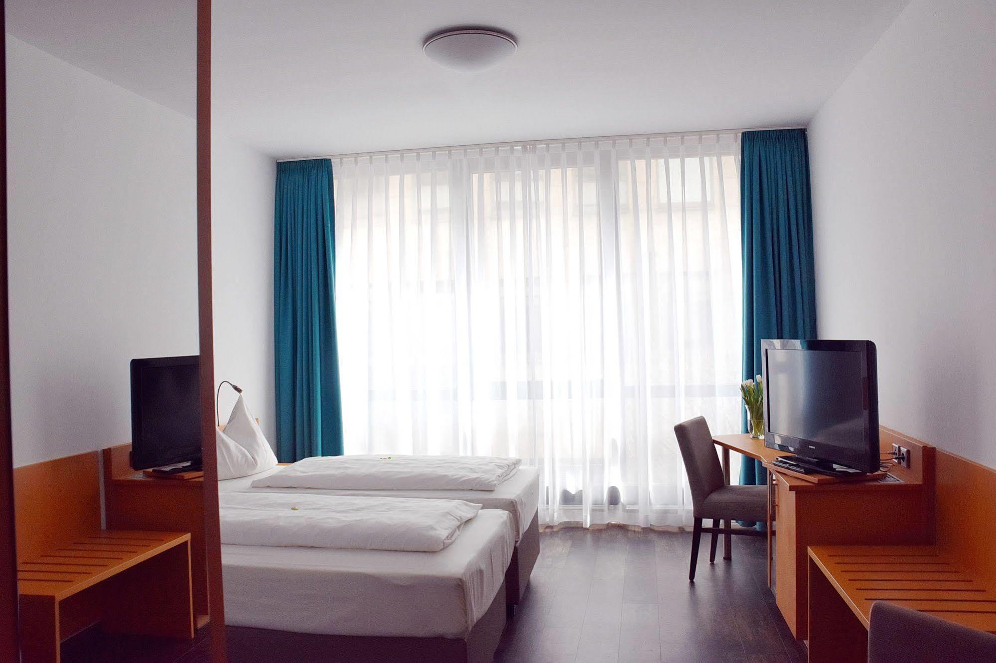 Koncept Hotel Benedikt Siegburg Zewnętrze zdjęcie
